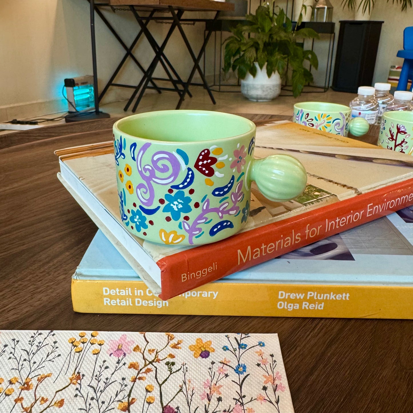 Mug ( flower pattern )